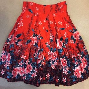 PUG Kinky Box Skirt in Red Hawaiian Print